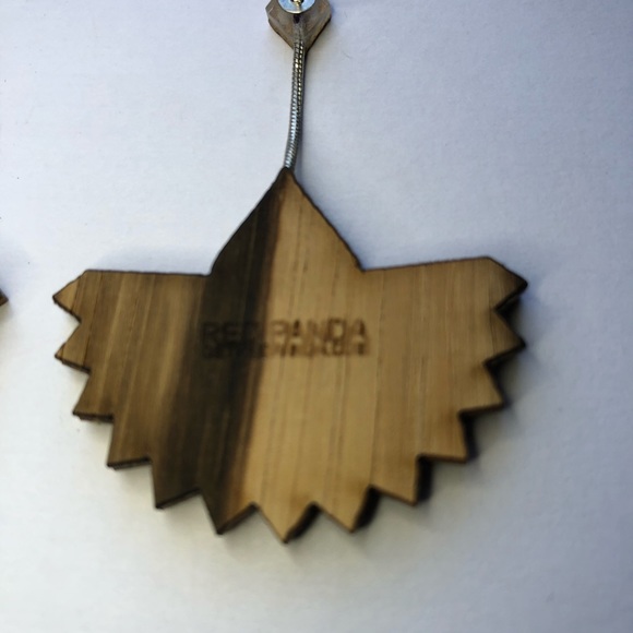 Red Panda Wooden Fan Earrings - Picture 5 of 5